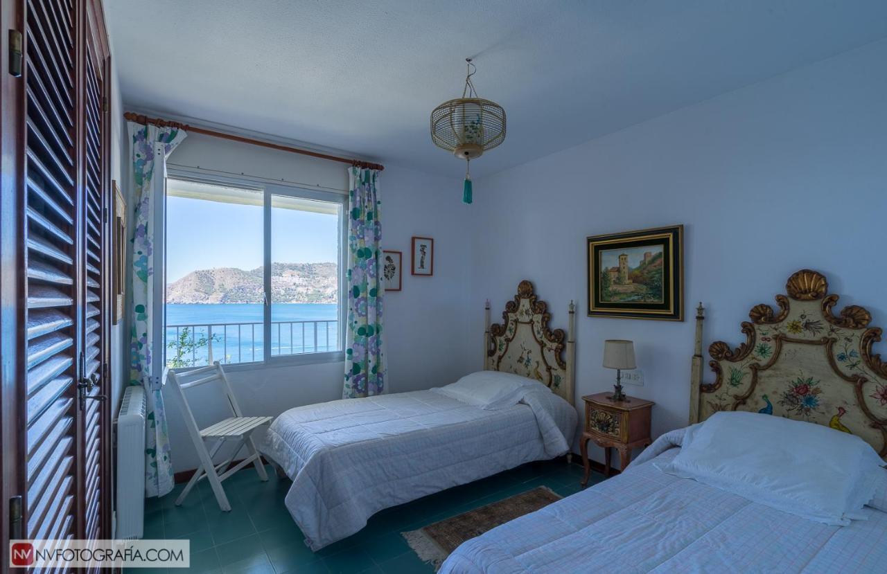Villa sobre el Mar Alborán La Herradura  Exterior foto